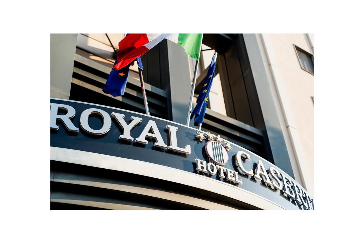 Hotel Royal Caserta Exteriör bild